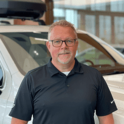 Derek Ellis Fixed Operations Manager